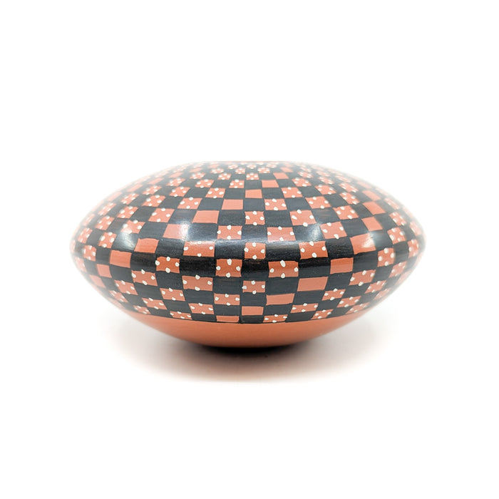 Checkerboard Mata Ortiz Pot