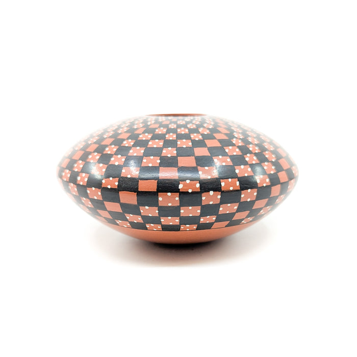 Checkerboard Mata Ortiz Pot