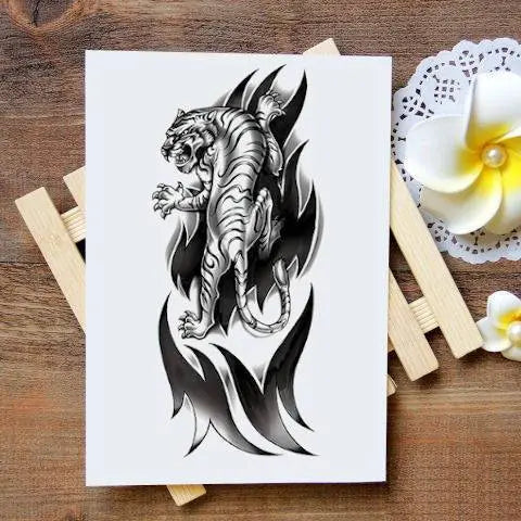 CLIMBING TRIBAL TIGER TATTOO Tiger-Universe