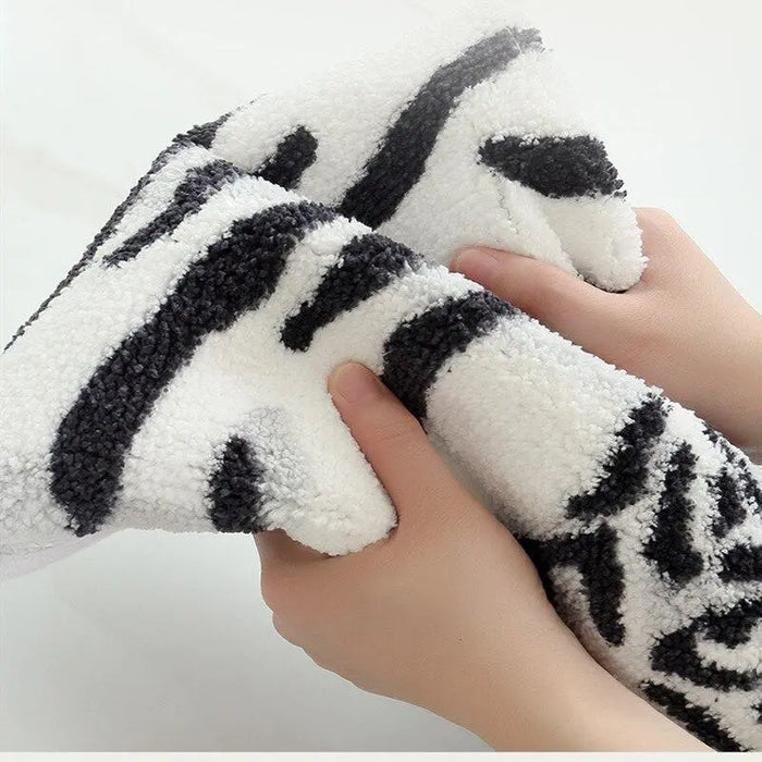 COLORFUL FAKE TIGER RUG Tiger-Universe