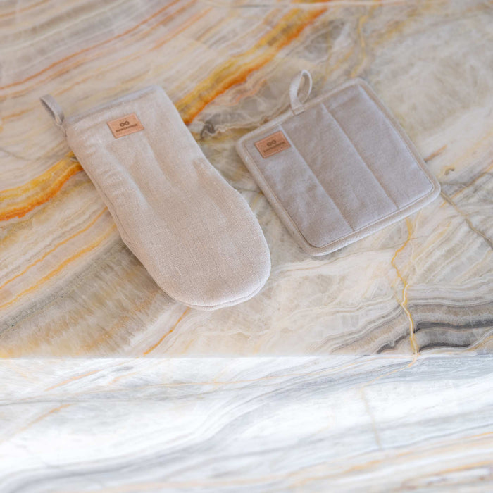 plastic-free organic linen pot holder and oven mitt