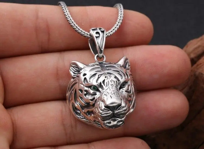 SILVER TIGER HEAD NECKLACE Tiger-Universe