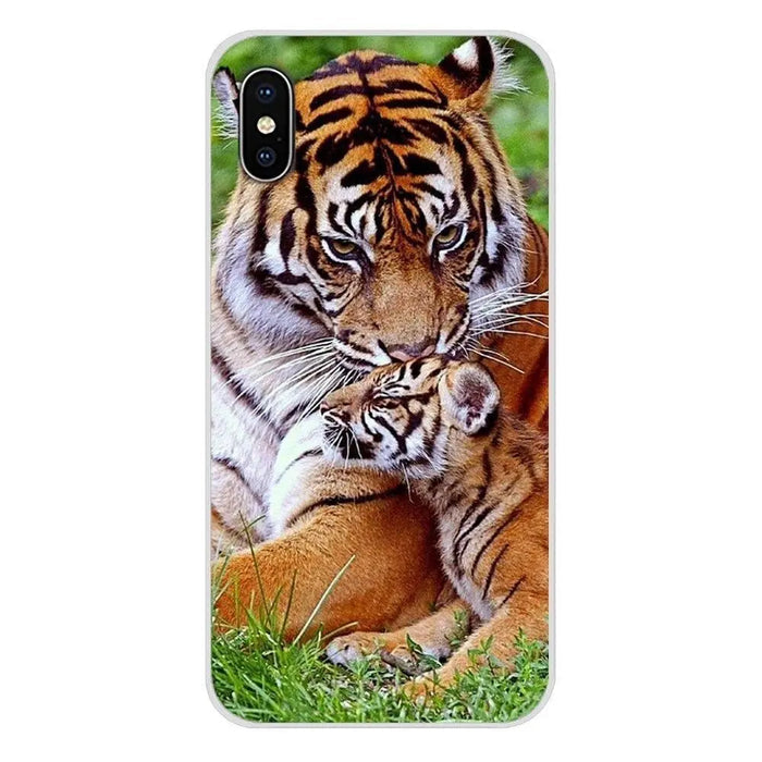 TIGER MUMMY PHONE CASE Tiger-Universe