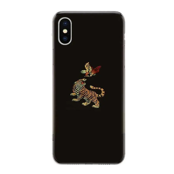TIGER PHONE CASE HUNTING FOR BIRDS Tiger-Universe