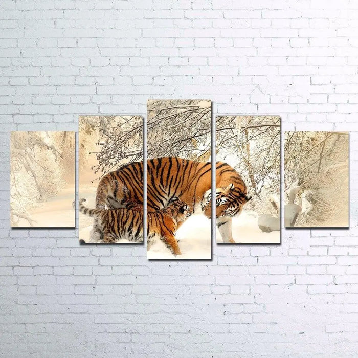 WINTER LOVE TIGER PAINTING Tiger-Universe