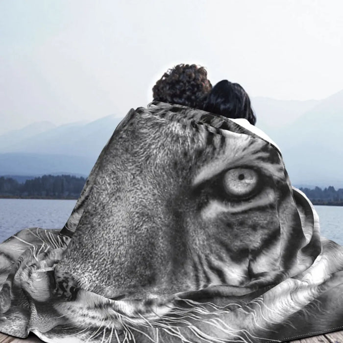 Winter White Tiger Blanket Tiger-Universe